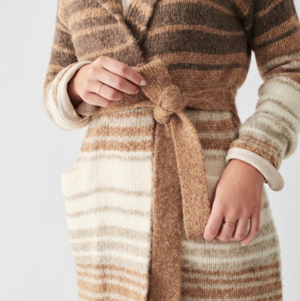 Faherty Long Line Hooded Cardigan Sweater in Cream & Brown Colorway Size M - Picture 2 of 11